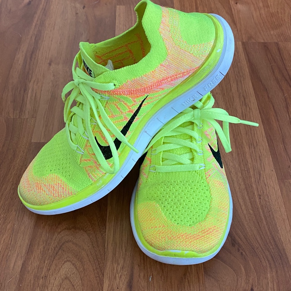 ❤️ Nike Free 4.0 Fly Knit Sneakers Yellow Size 8 1/2